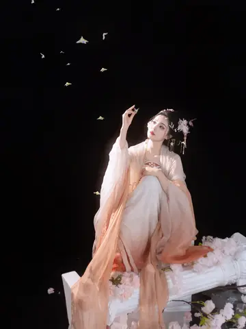 Ta Đem Xương Máu Nấu Thành Canh