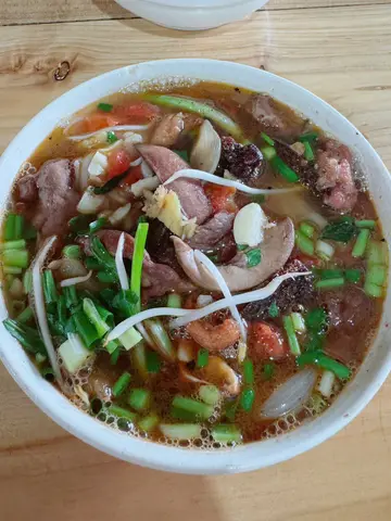 Vương Vấn